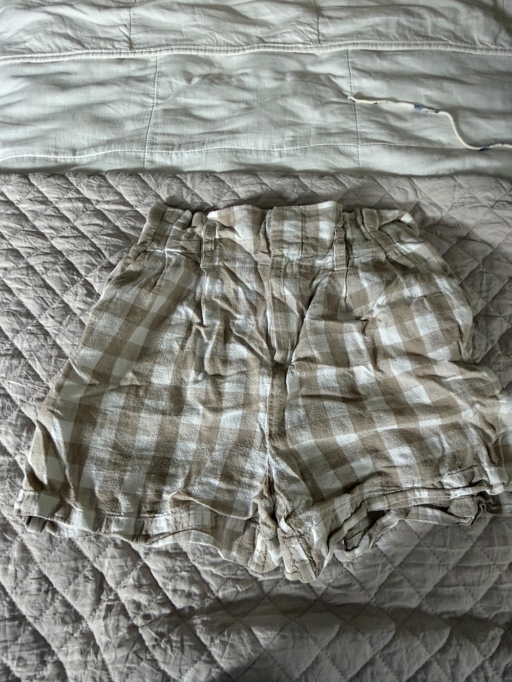a new day Beige and White Plaid High-Waist Shorts 55% linen